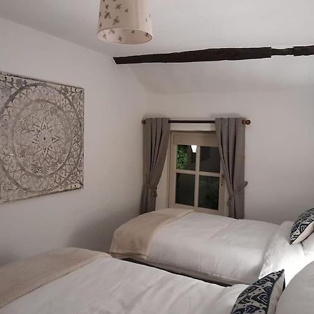 Holly Tree Cottage - Central Kirkby Lonsdale 3 Bedroom