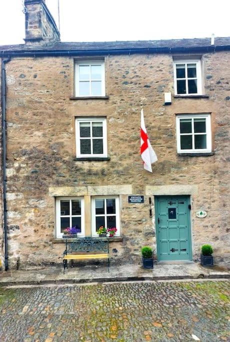 Holly Tree Cottage - Central Kirkby Lonsdale 3 Bedroom